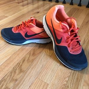 Men’s Nike Orange Pegasus 30 Sneakers